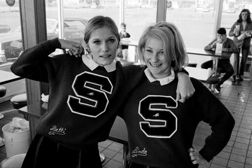 Cheerleaders, Buffalo