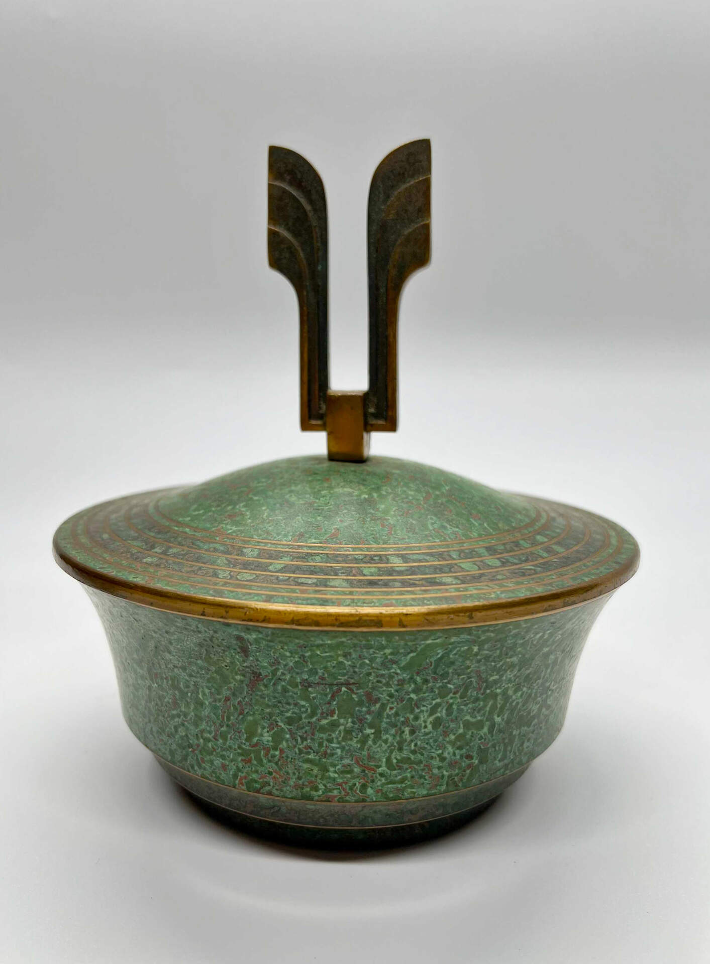 Victory Wings Covered Vessel Bowl with Polished Interior