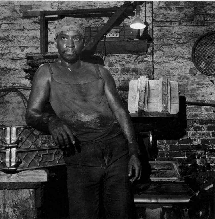 Working People: Photographs by Milton Rogovin