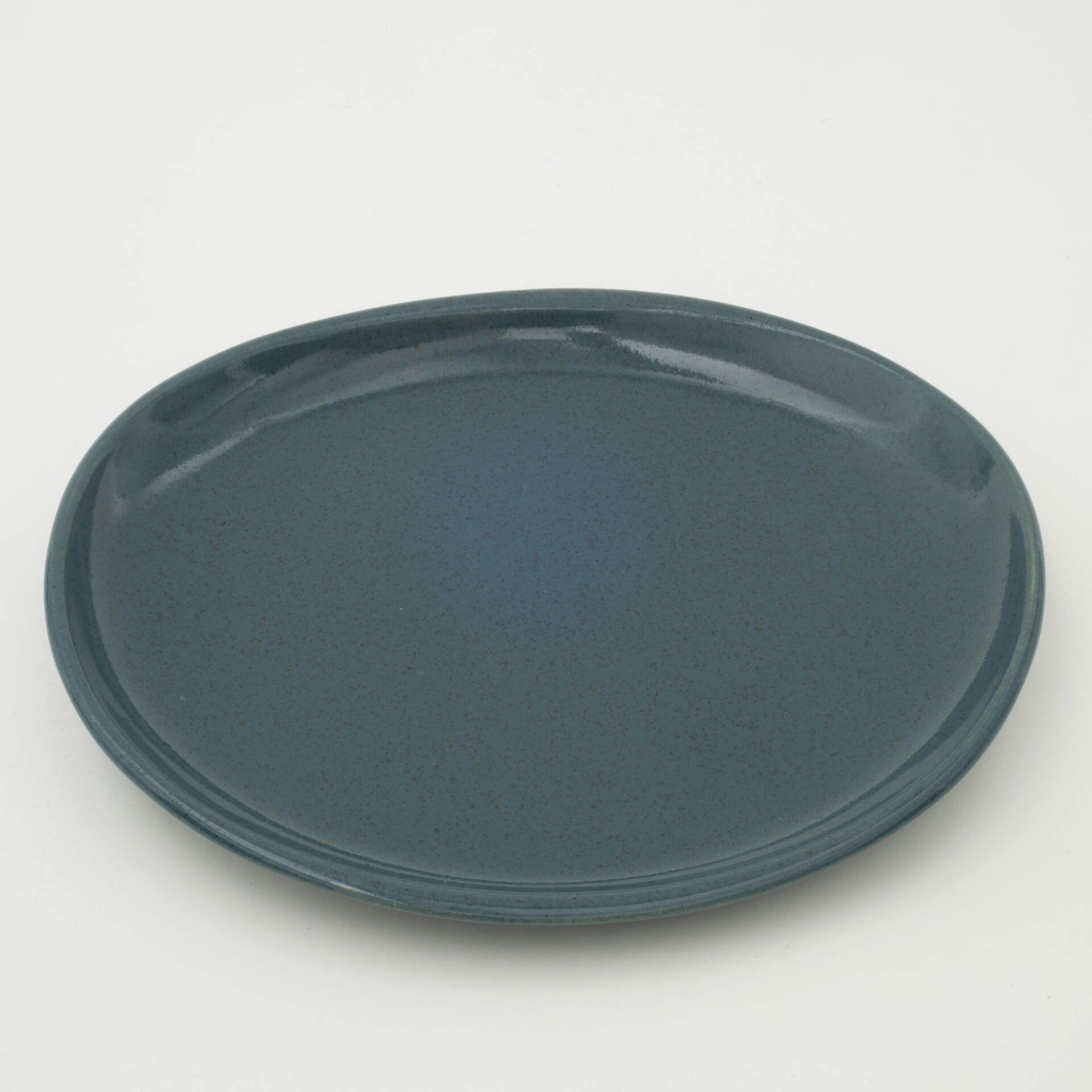 Oval luncheon plate, Design #433