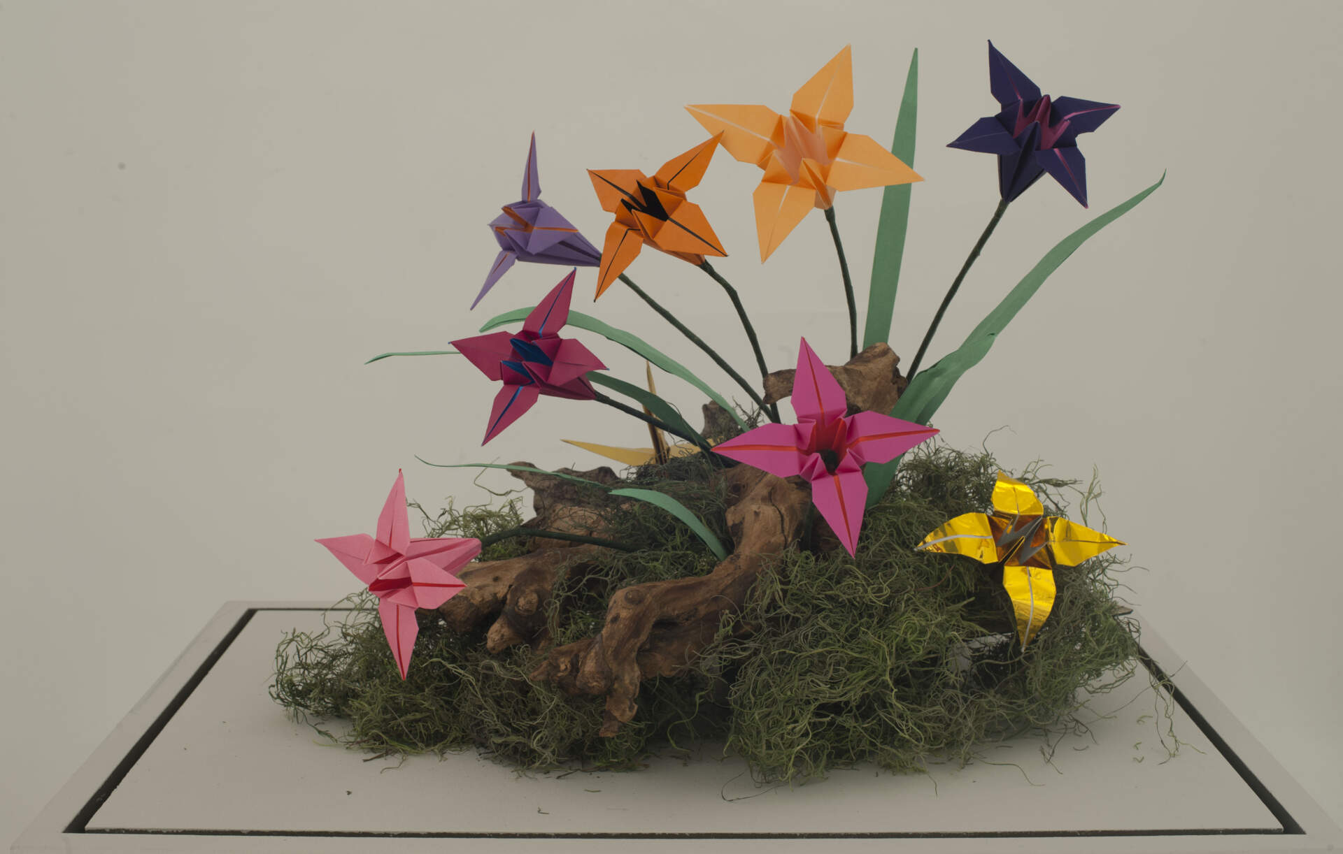 ORIGAMI IKEBANA