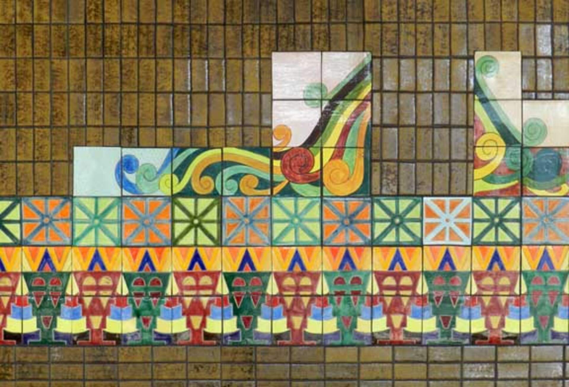 The Buffalo Piece, Humboldt-Hospital Station Mural detail