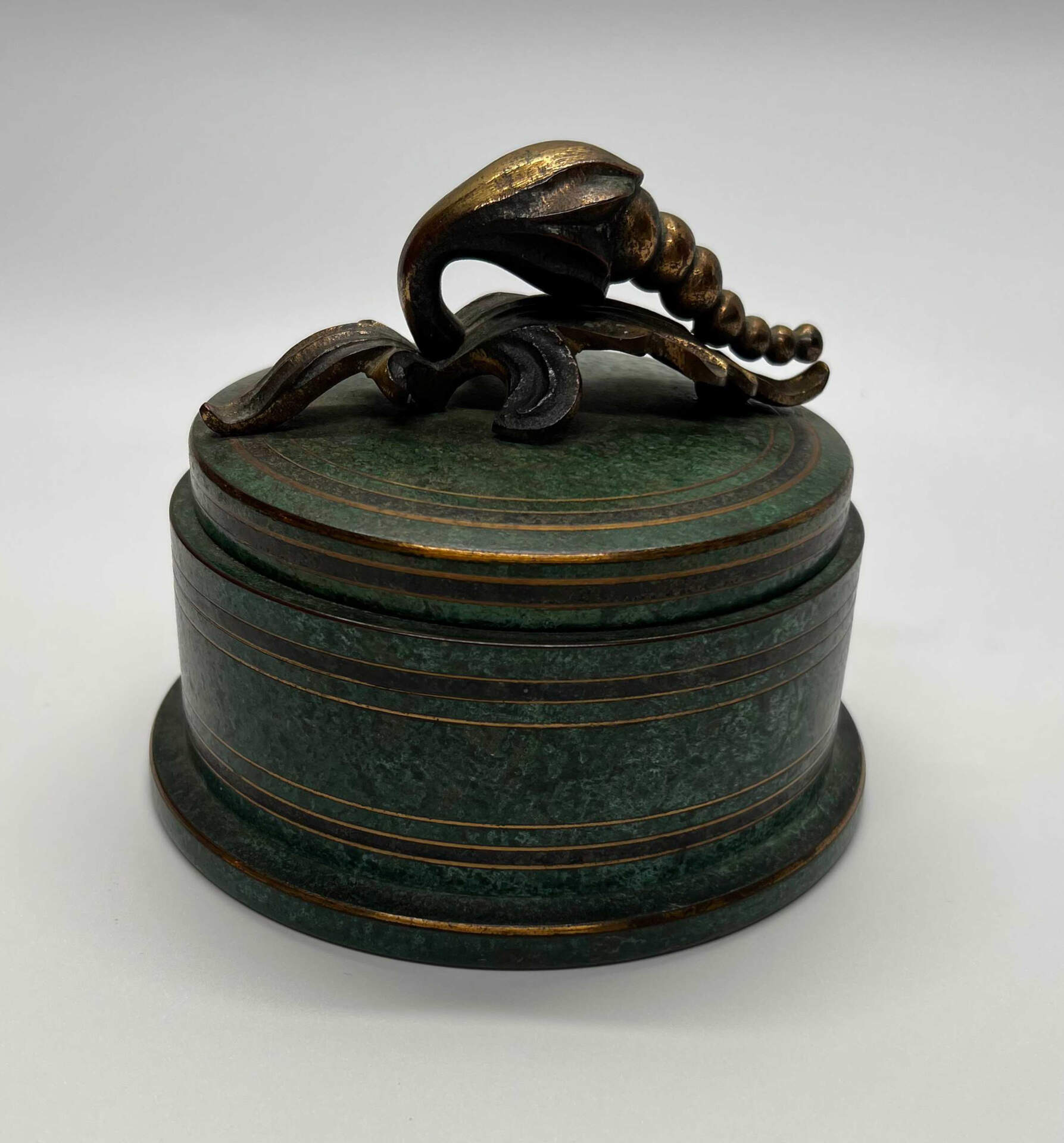 Grape Vine Covered Candy Dish with Polished Insert #1087