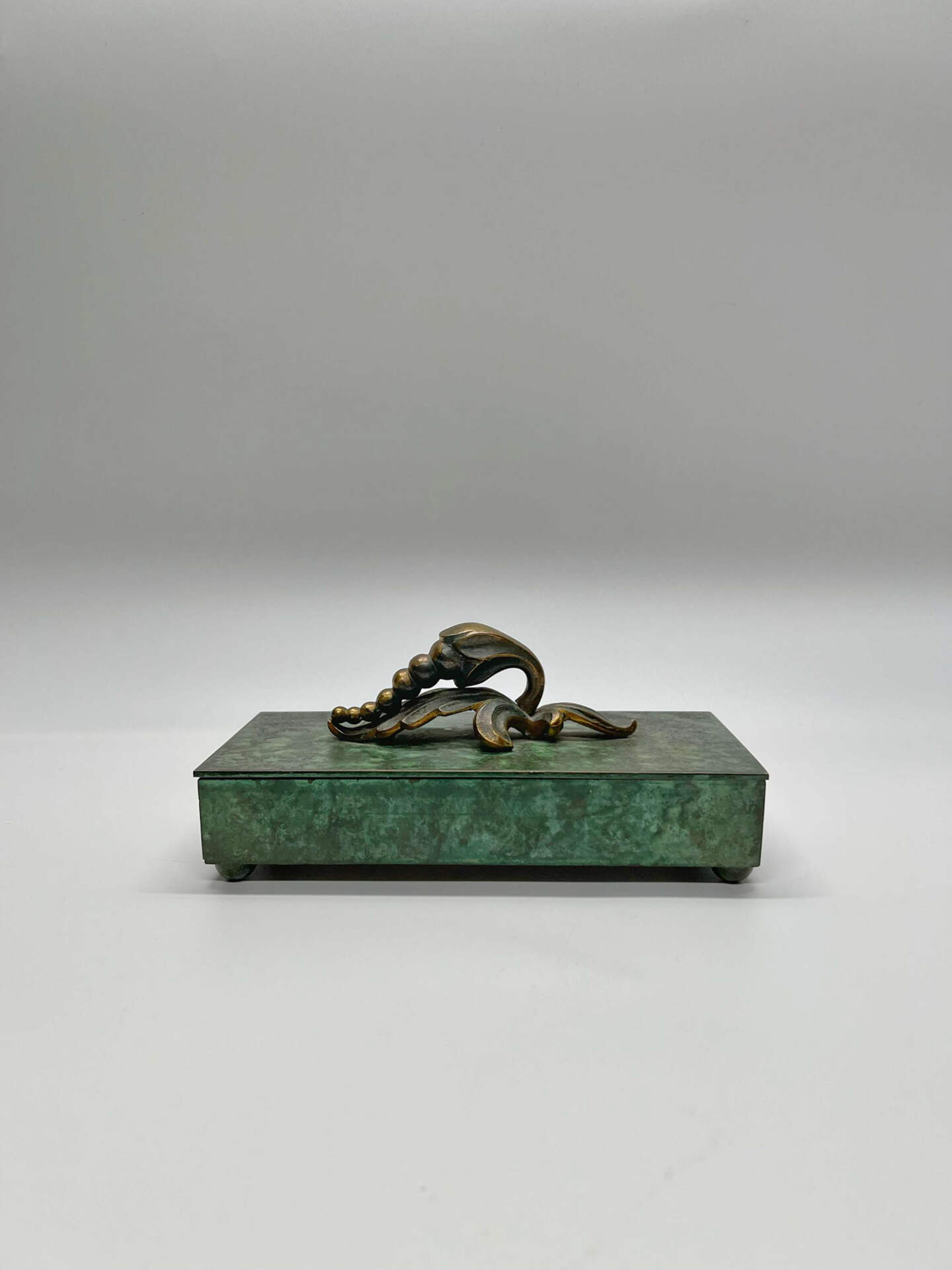 Grape Vine Box #1106